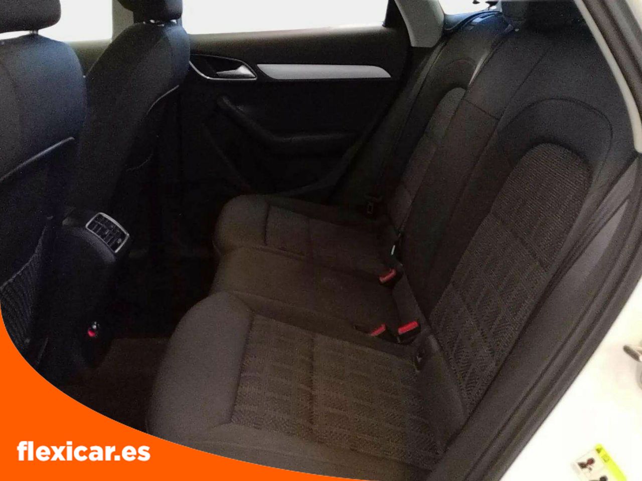 Foto Audi Q3 11