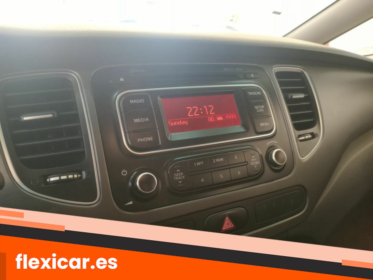 Foto Kia Carens 16