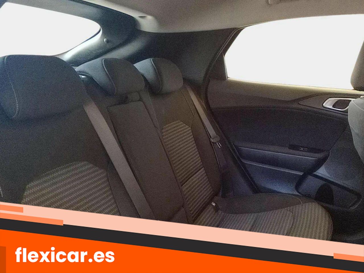 Foto Kia XCeed 13