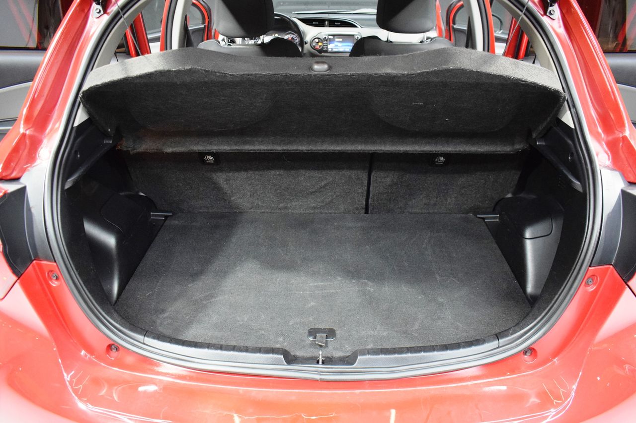 Foto Toyota Yaris 19