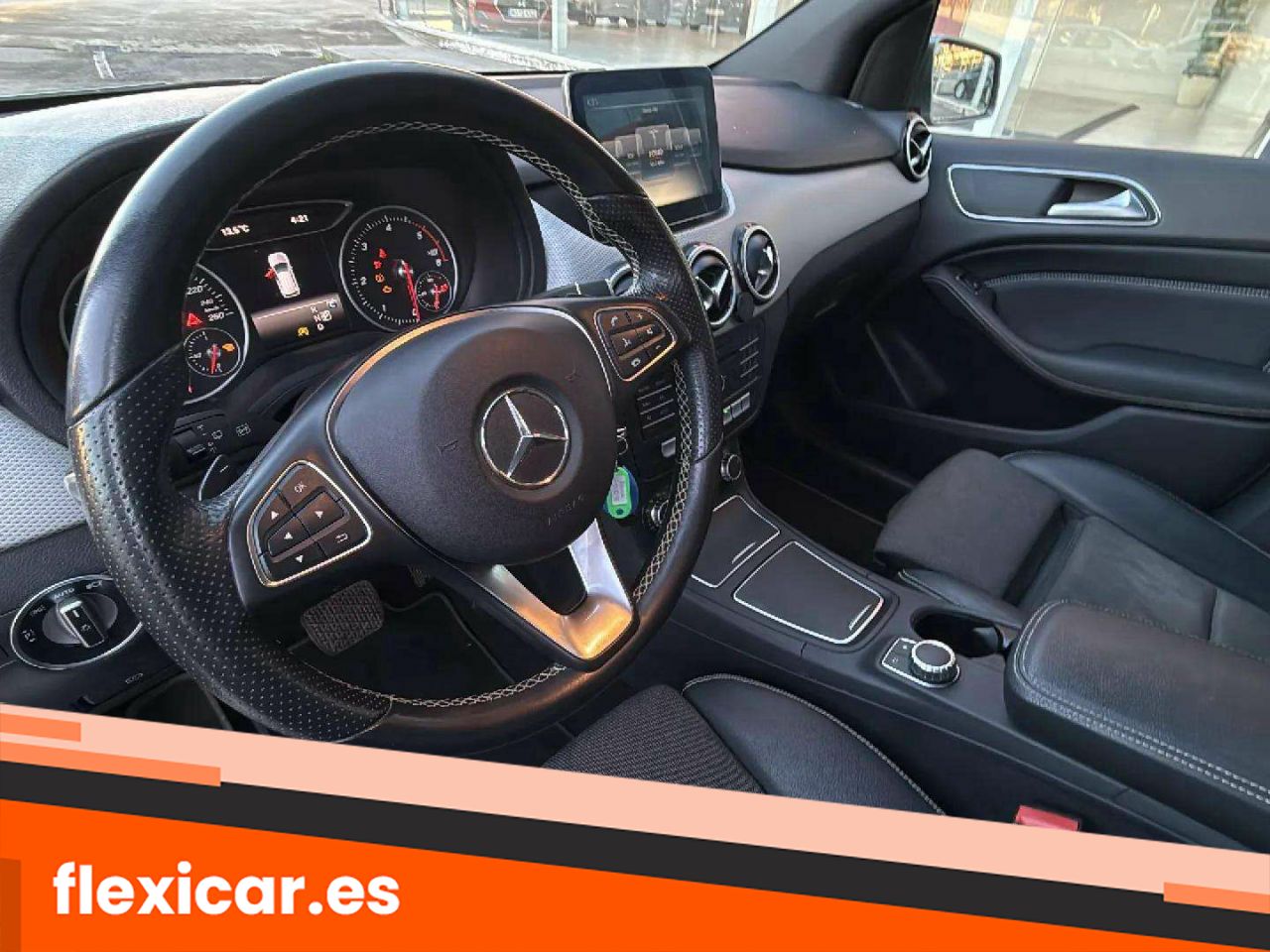 Foto Mercedes-Benz Clase B 23