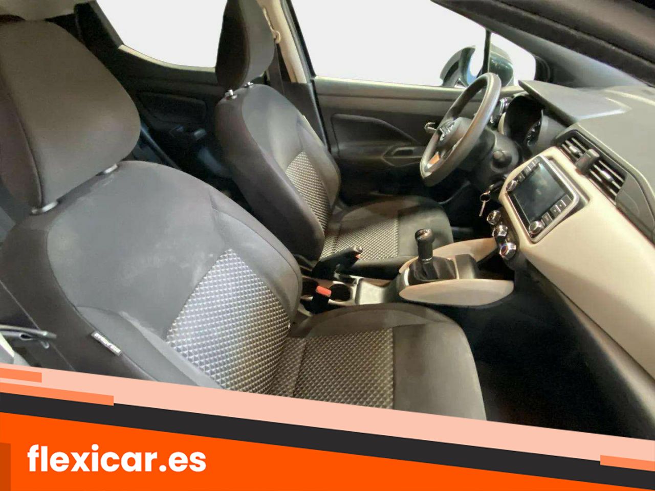 Foto Nissan Micra 14