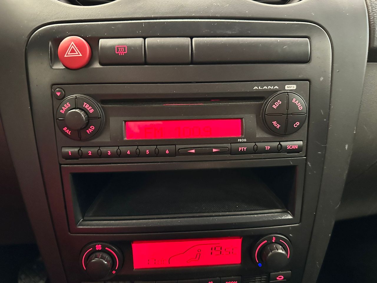 Foto Seat Ibiza 13