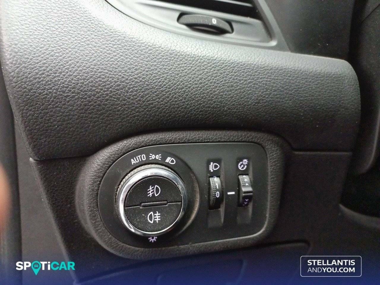 Foto Opel Zafira 25