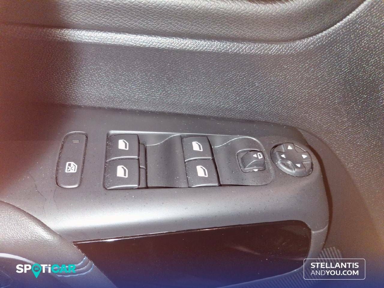 Foto Citroën C5 Aircross 23
