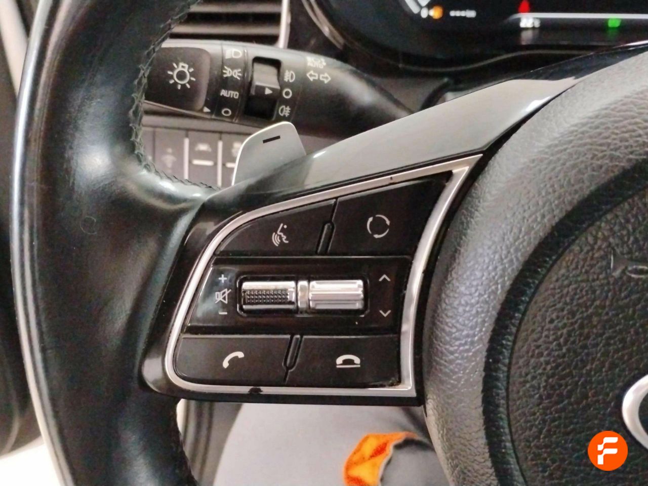 Foto Kia XCeed 22