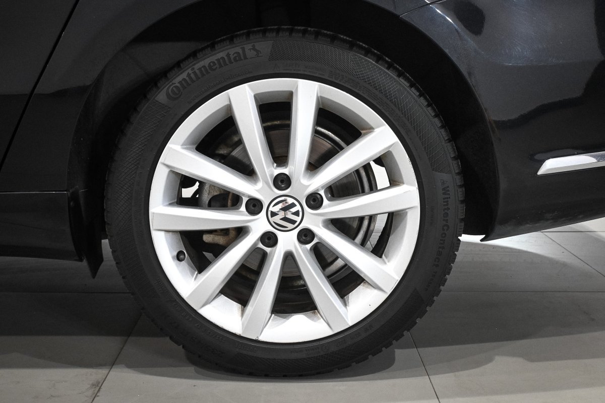 Foto Volkswagen Passat Variant 30