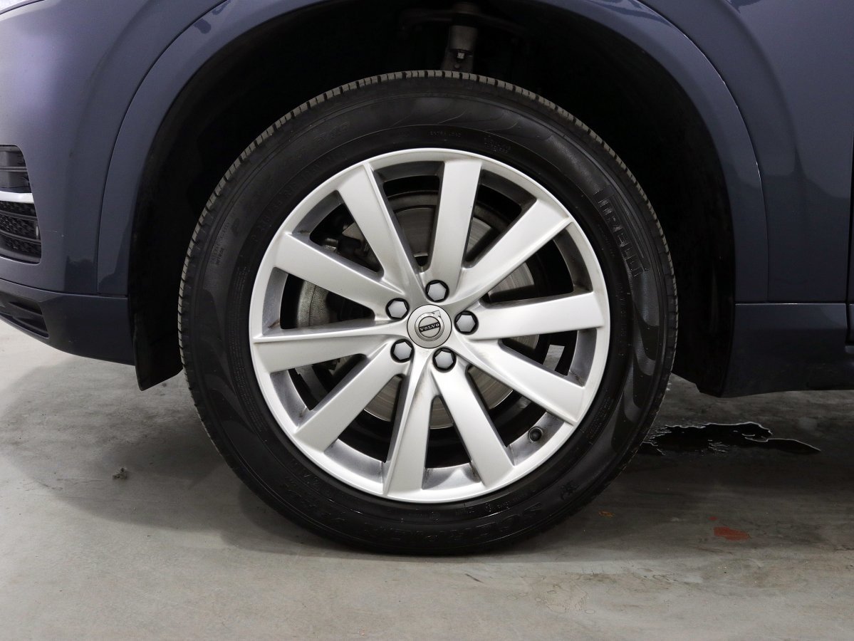 Foto Volvo XC90 31