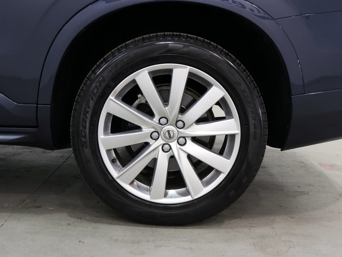 Foto Volvo XC90 32