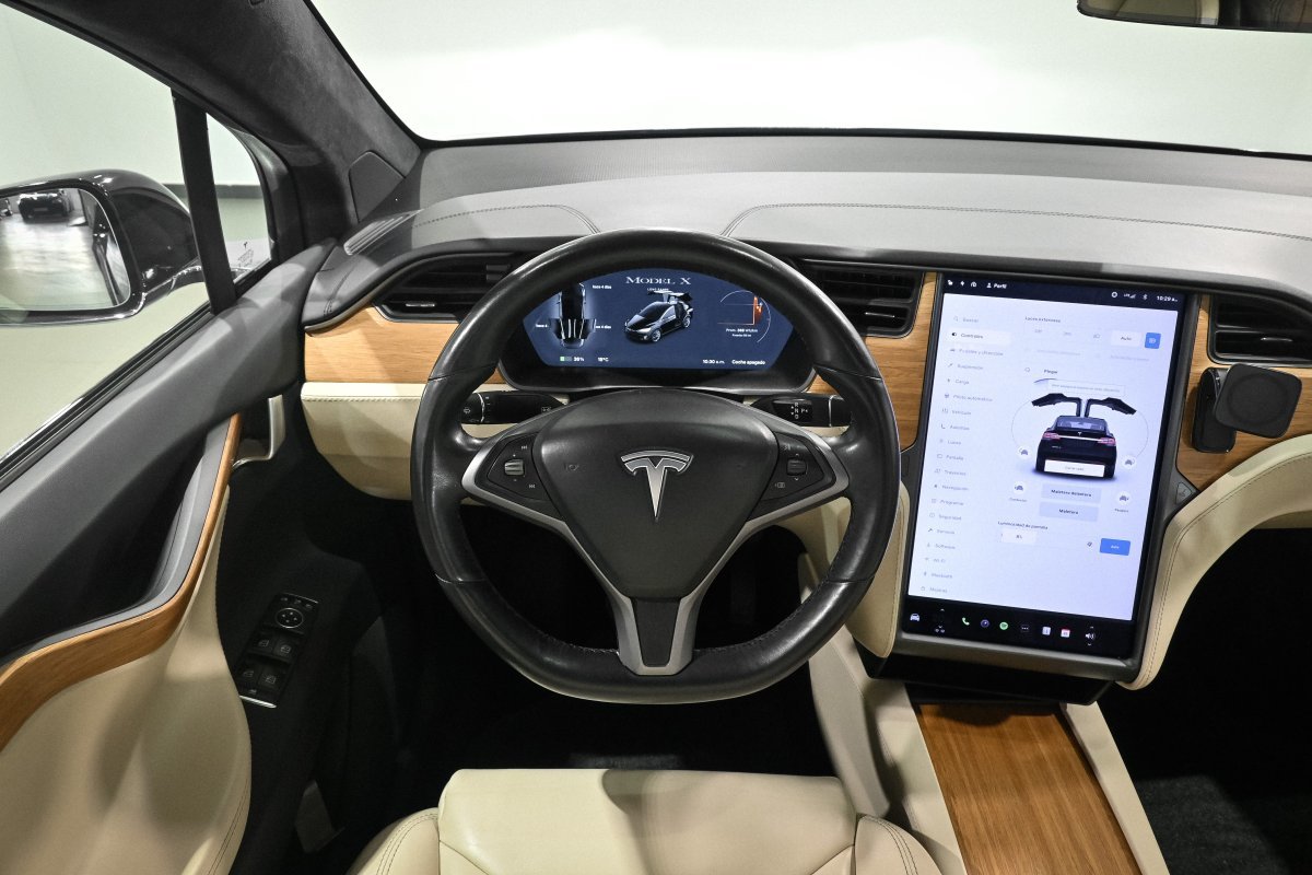 Foto Tesla Model X 21