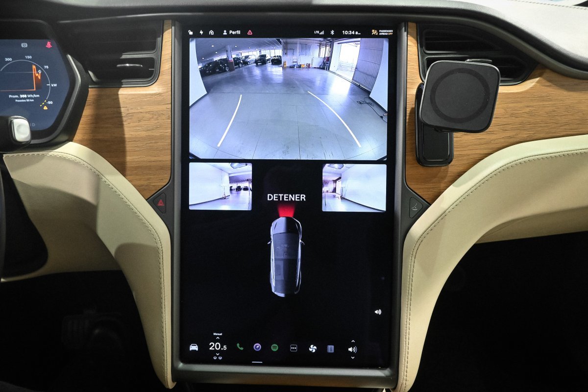 Foto Tesla Model X 40