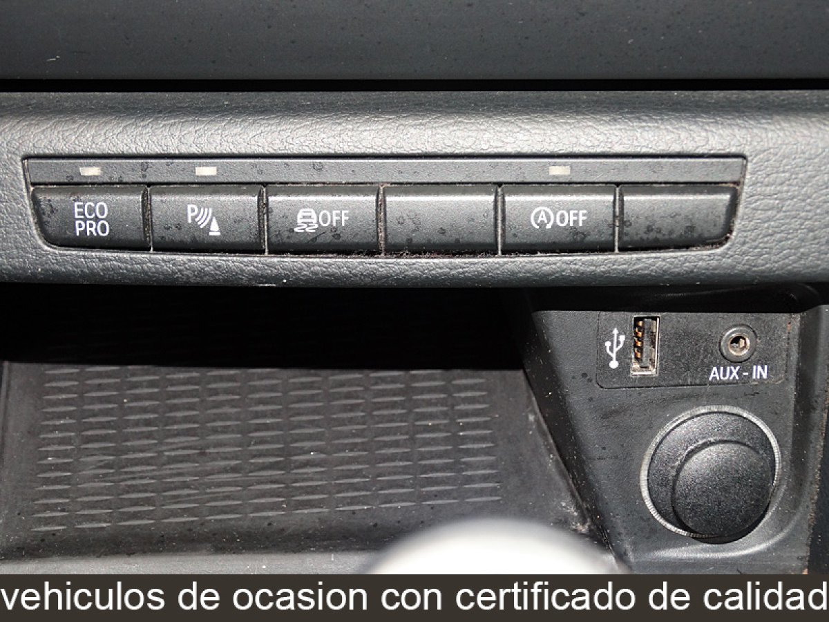 Foto BMW X1 16