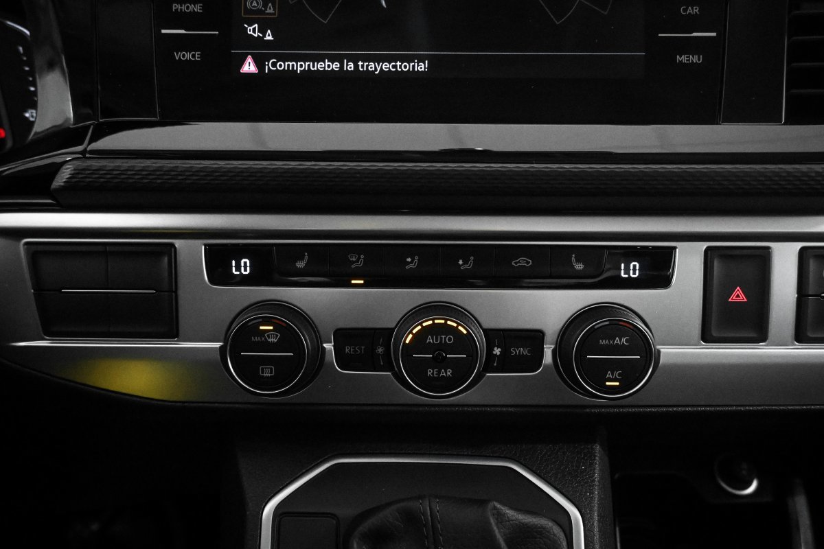 Foto Volkswagen Multivan 24