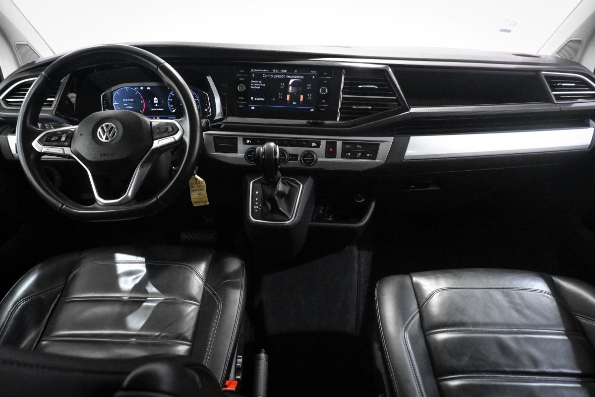 Foto Volkswagen Multivan 25
