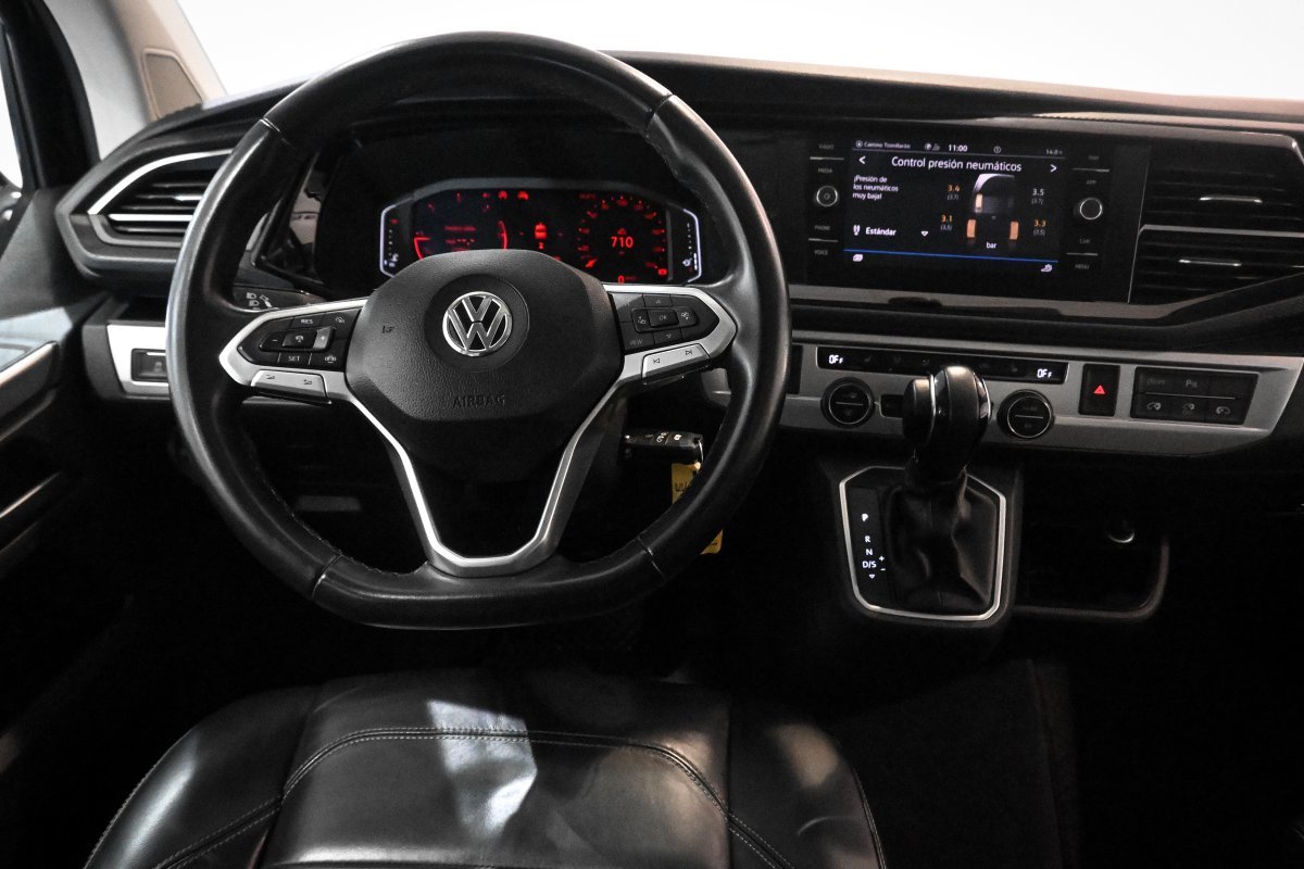 Foto Volkswagen Multivan 26