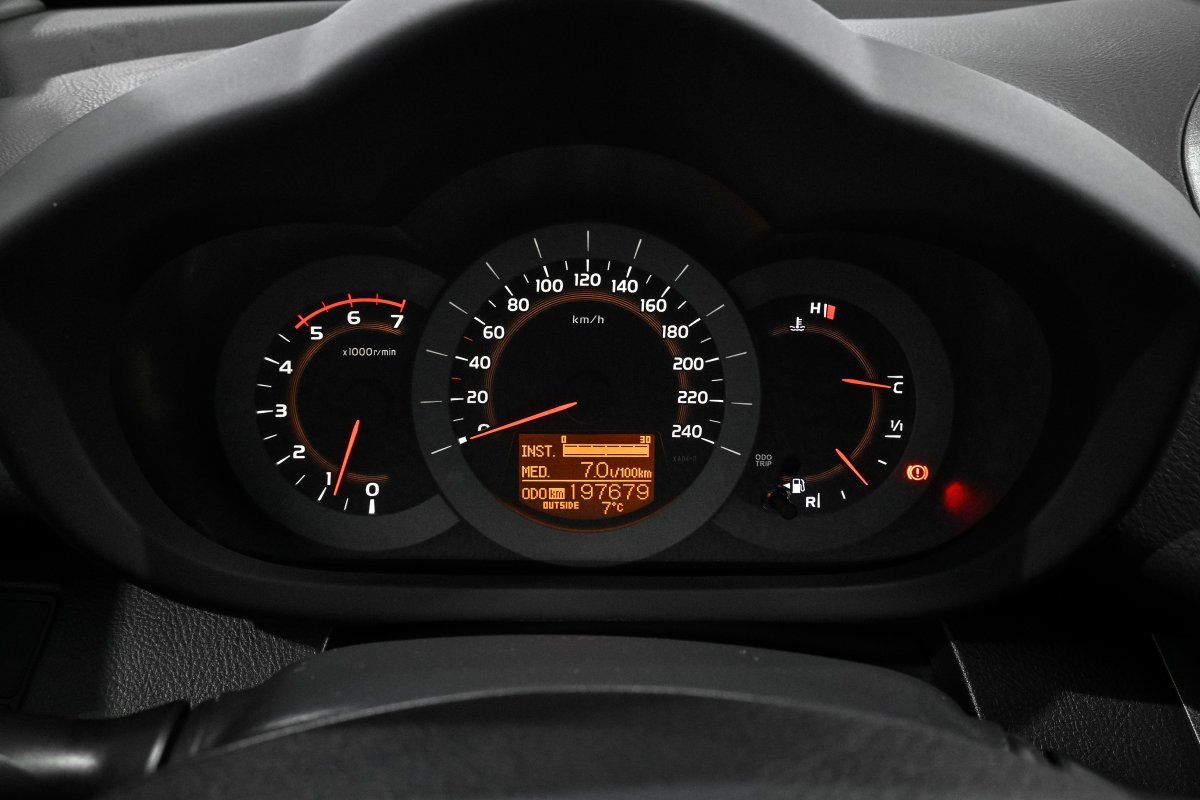 Foto Toyota Rav4 13