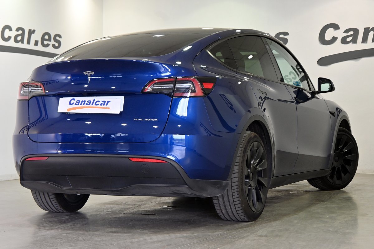 Foto Tesla Model Y 4
