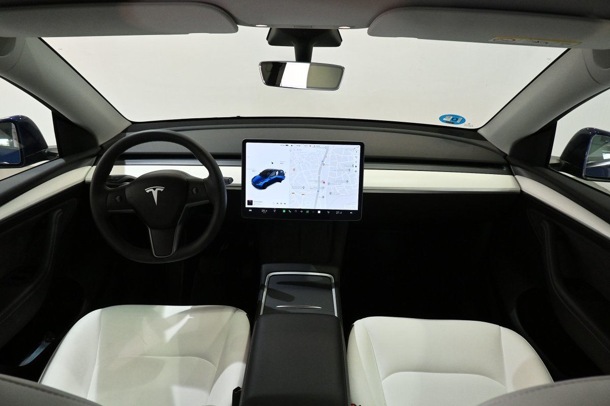 Foto Tesla Model Y 13