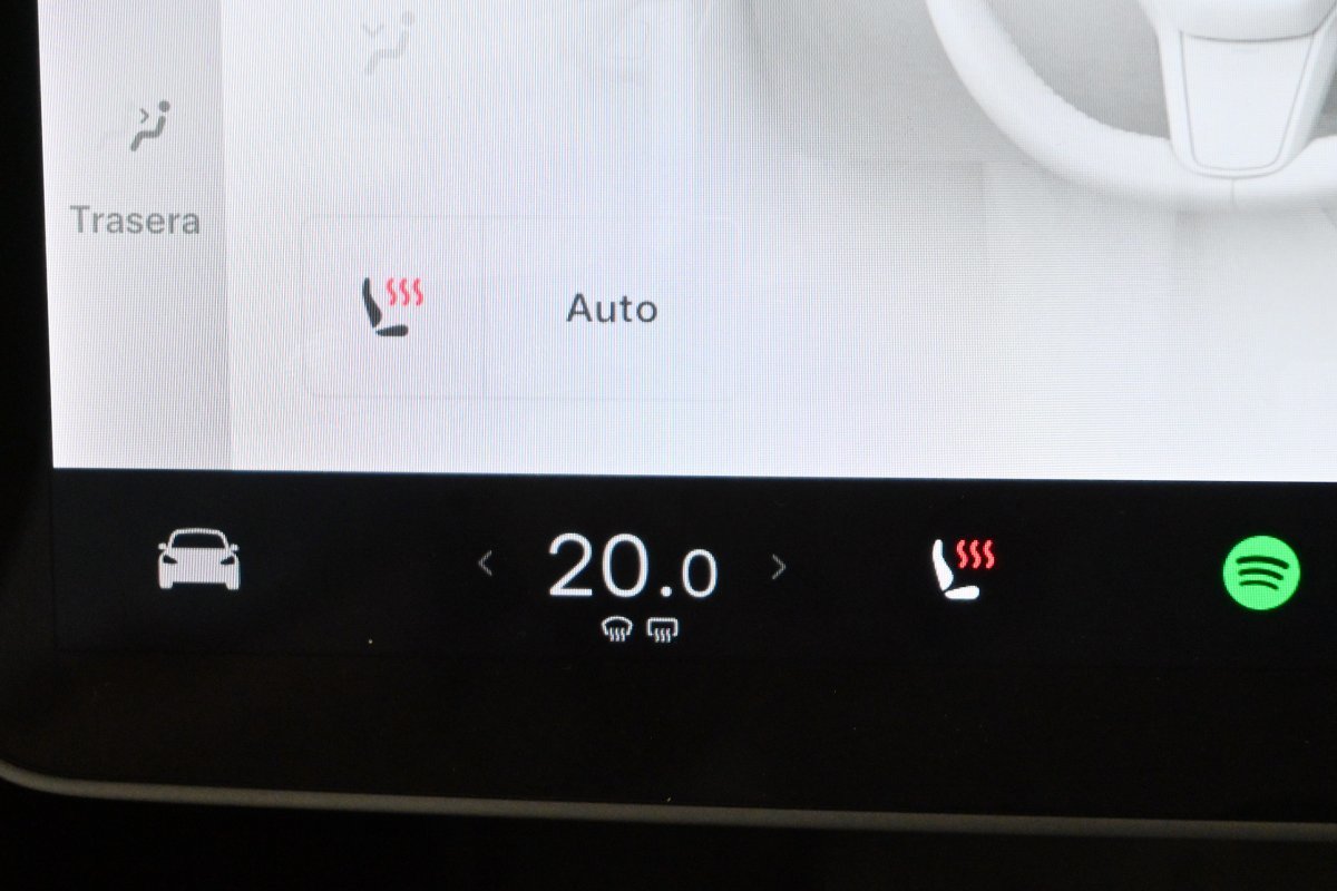 Foto Tesla Model Y 19