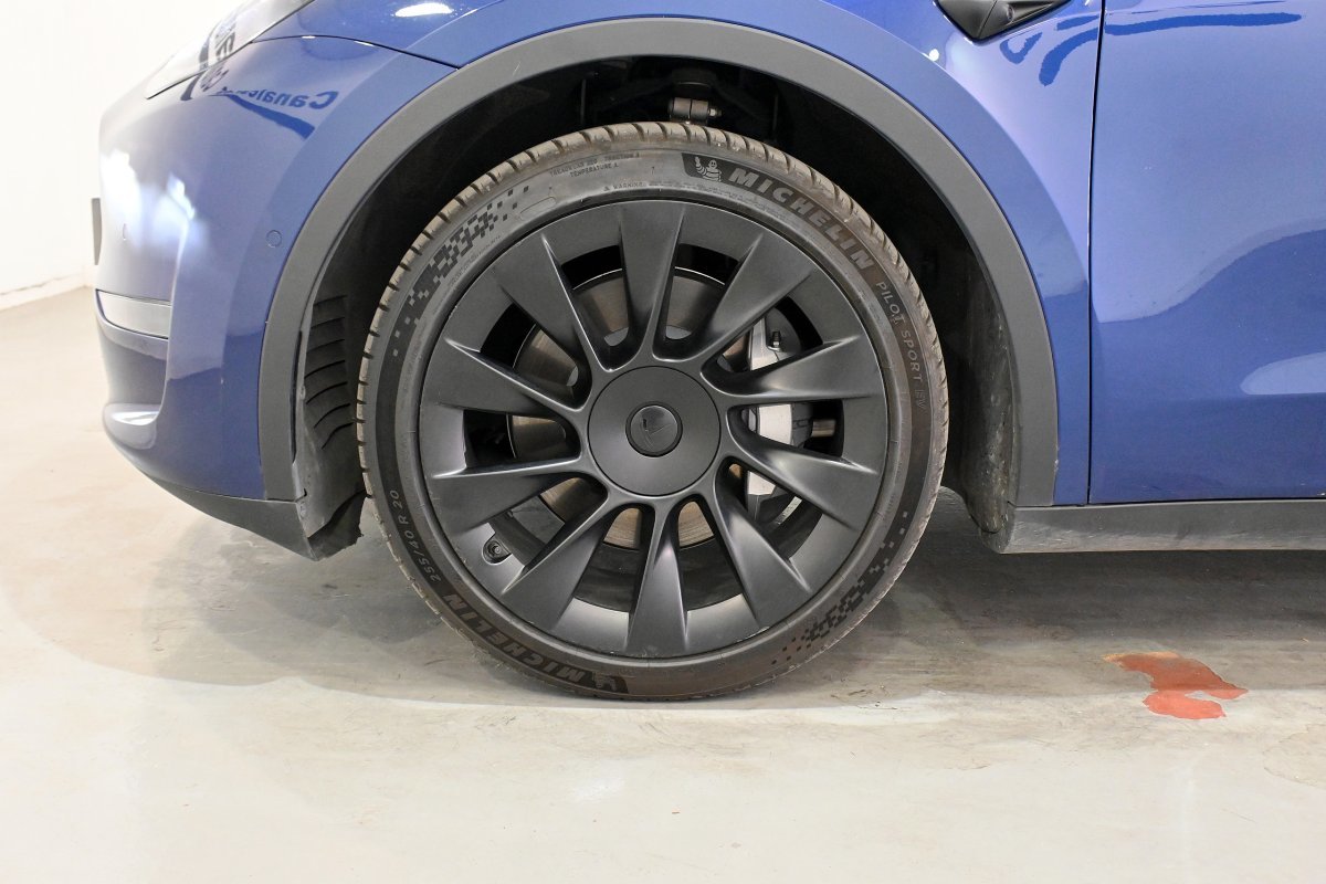 Foto Tesla Model Y 33