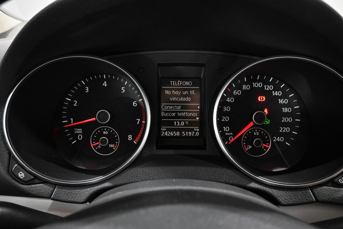 Foto Volkswagen Golf 13