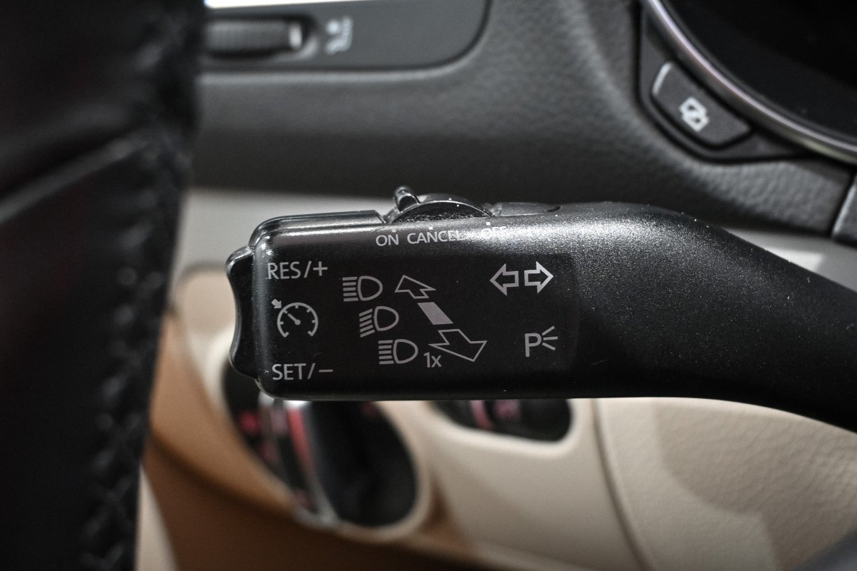 Foto Volkswagen Golf 21