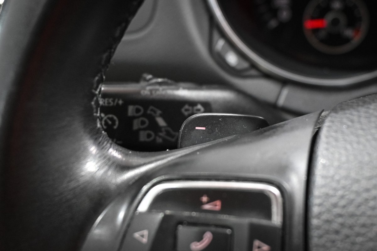 Foto Volkswagen Golf 25