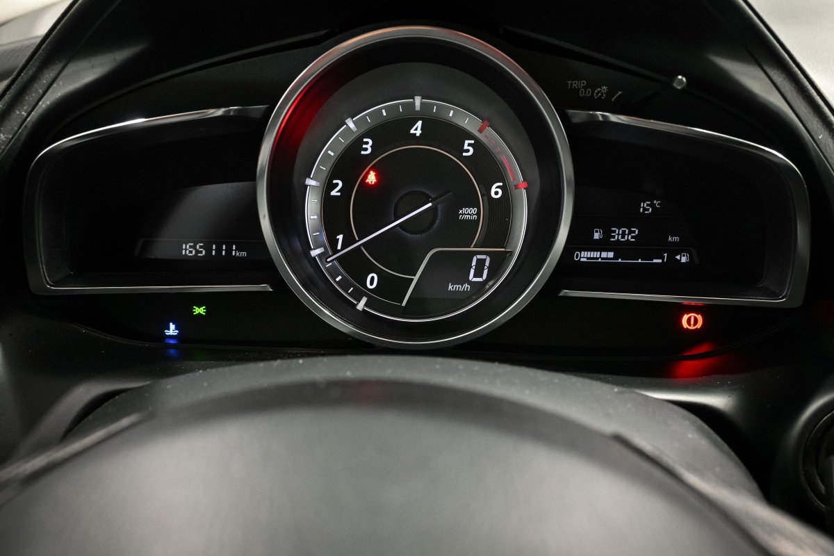 Foto Mazda CX-3 13