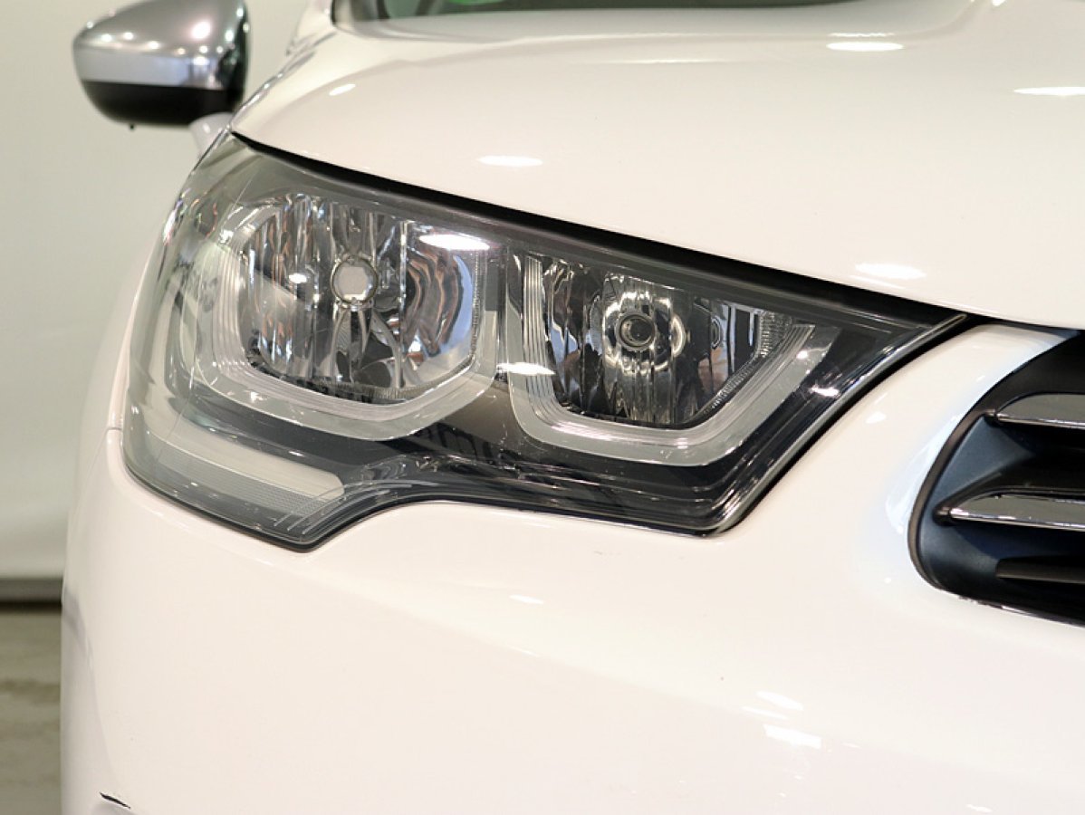 Foto Citroën C4 11