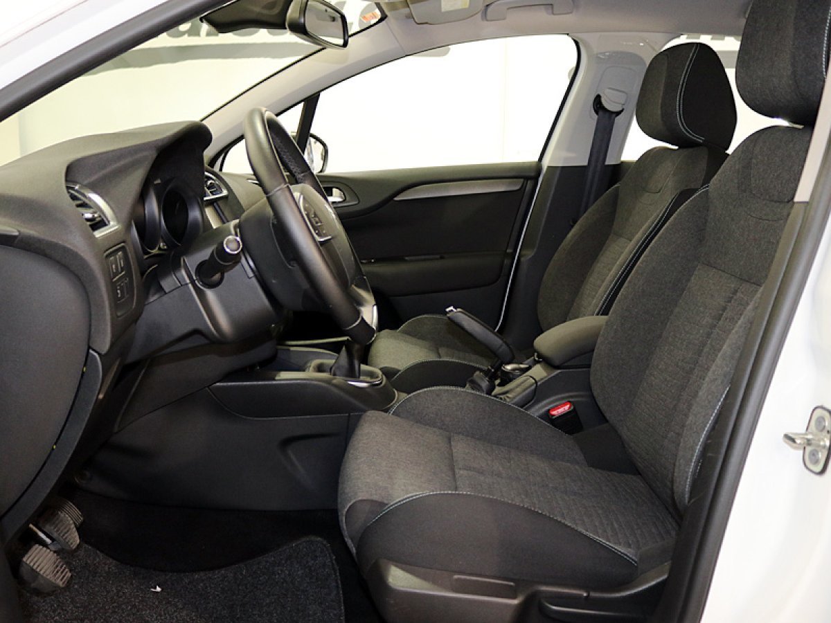 Foto Citroën C4 14