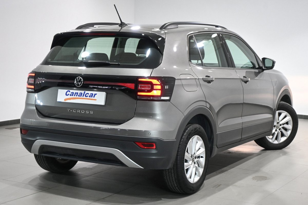 Foto Volkswagen T-Cross 4