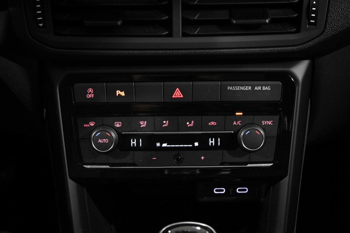 Foto Volkswagen T-Cross 17