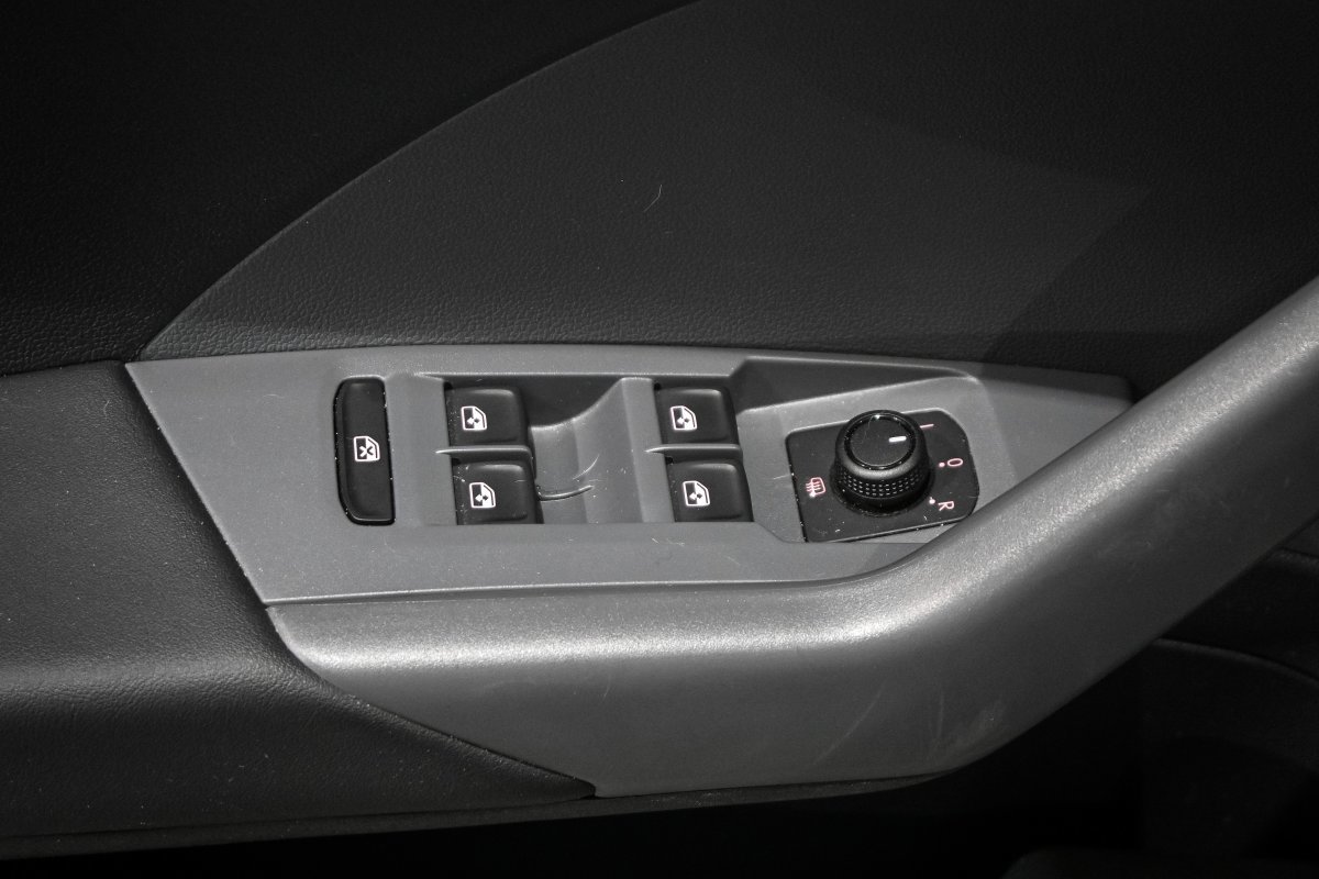 Foto Volkswagen T-Cross 27