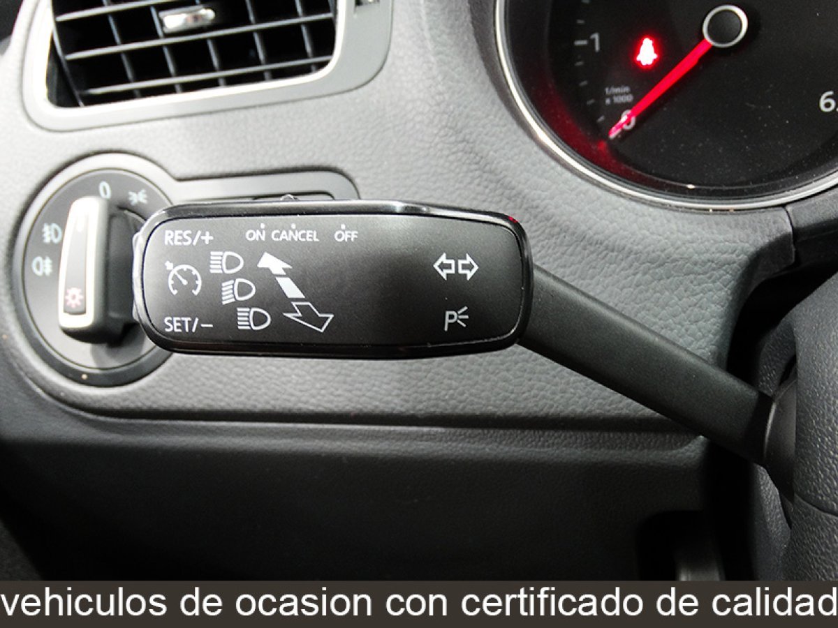 Foto Volkswagen Polo 23
