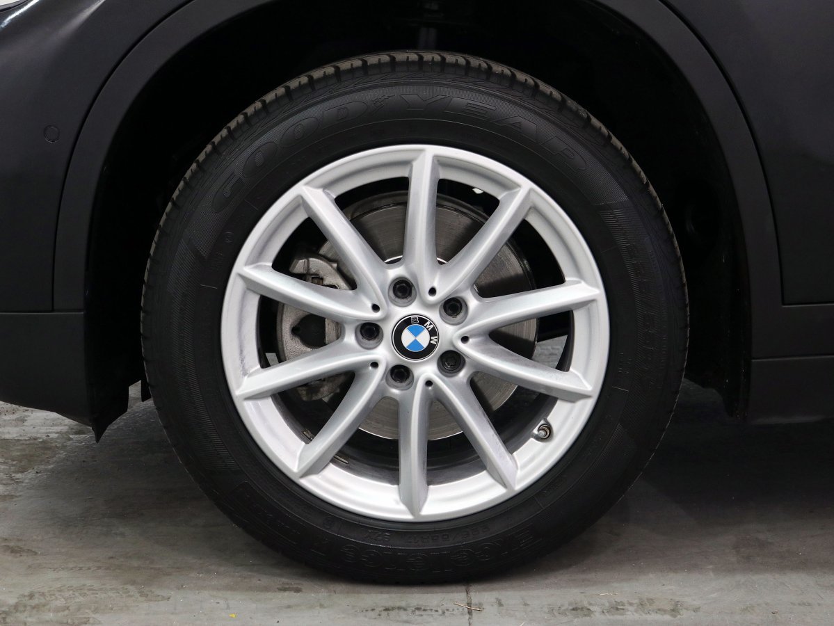 Foto BMW X1 19