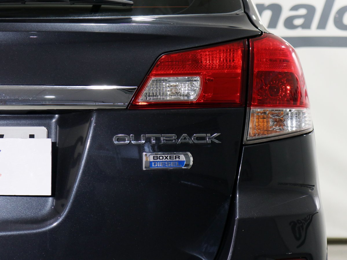 Foto Subaru Outback 10