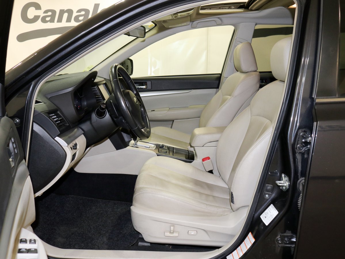 Foto Subaru Outback 14