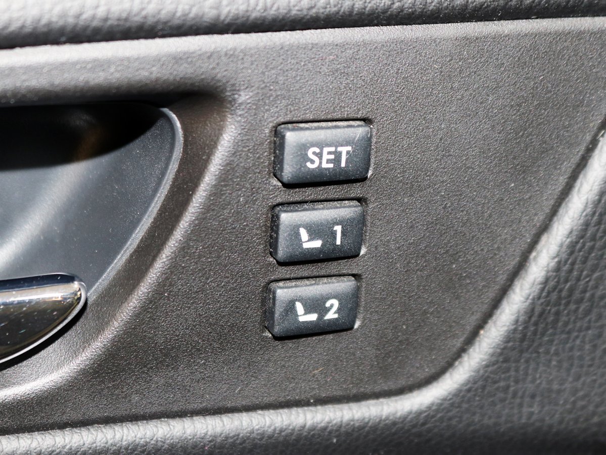 Foto Subaru Outback 27