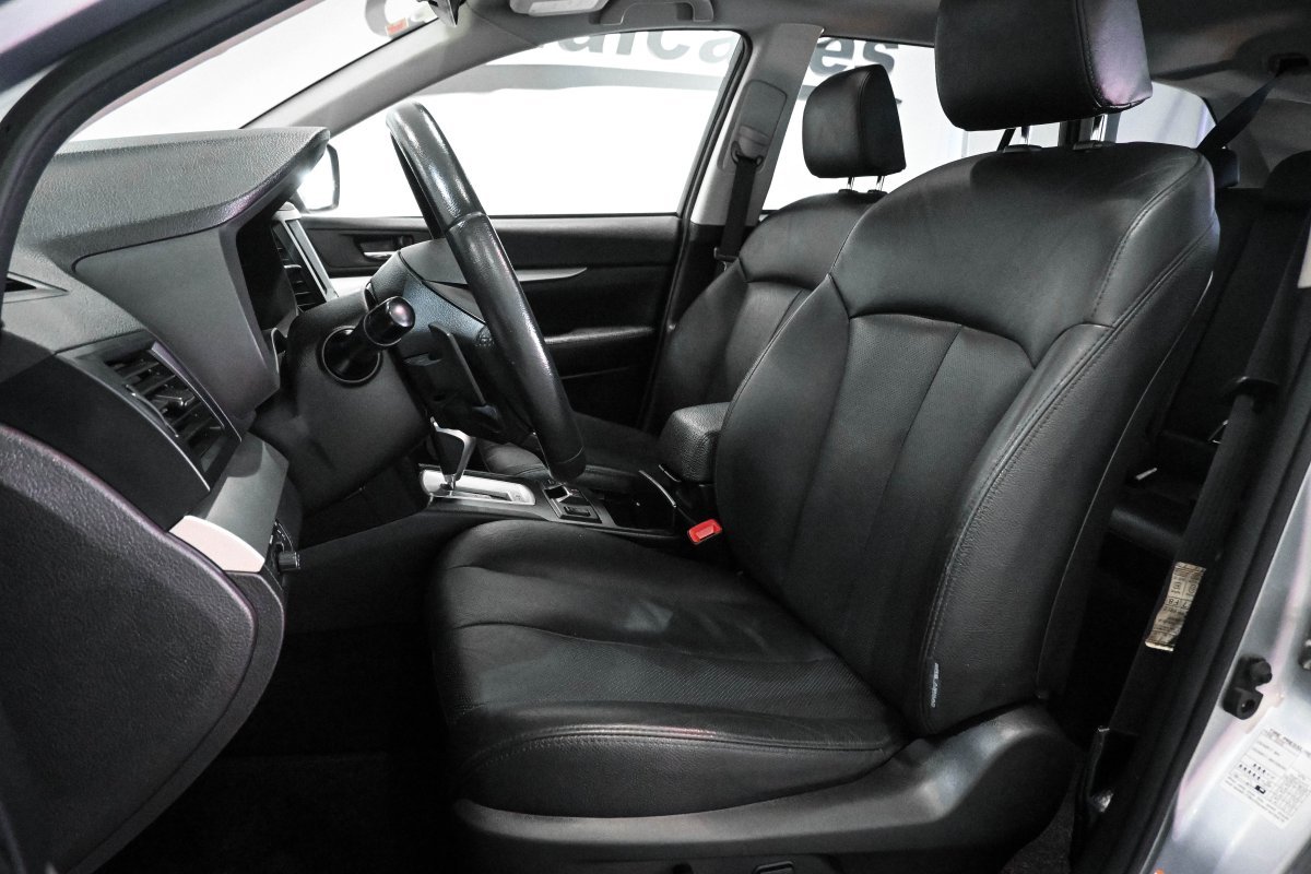 Foto Subaru Legacy 14