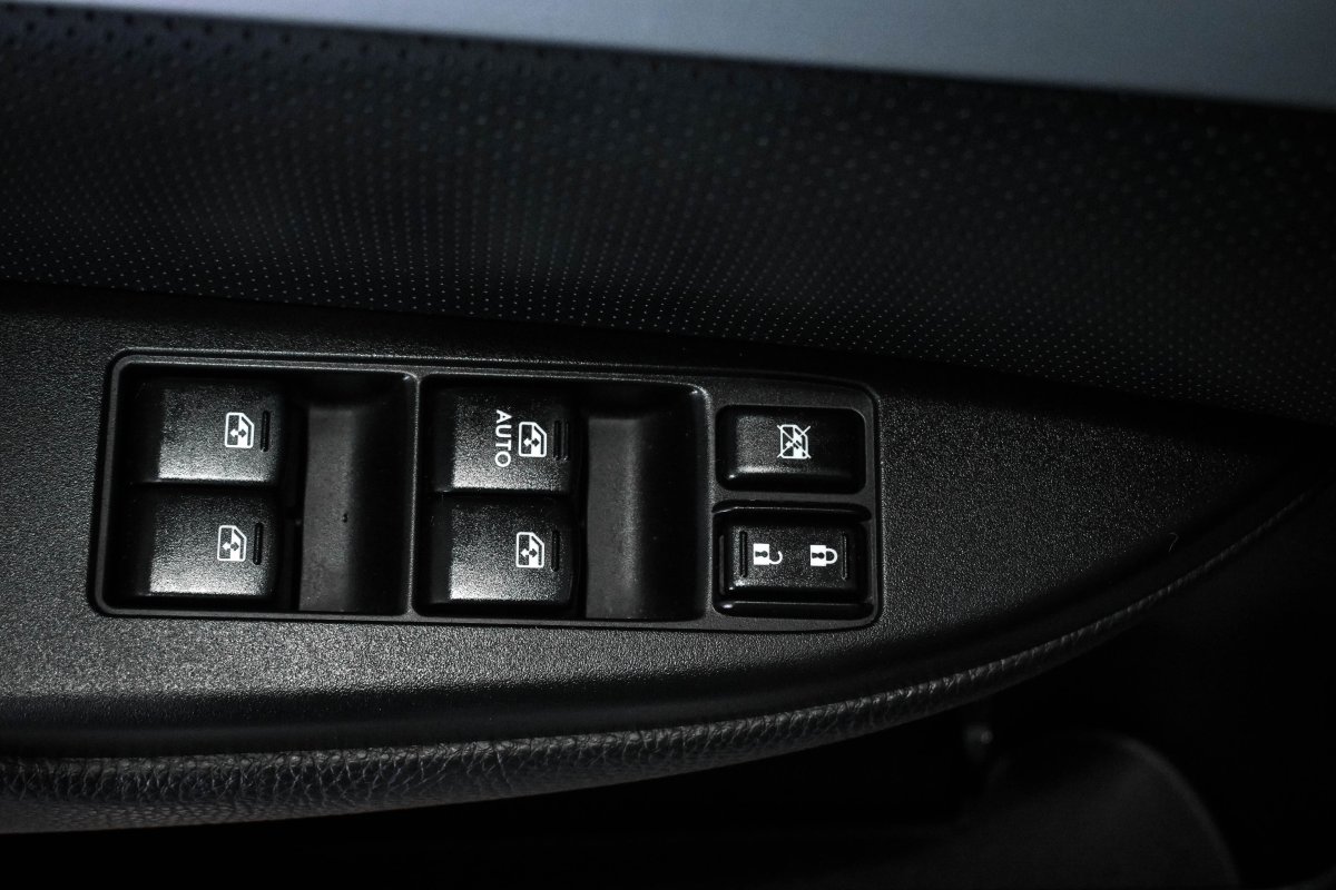 Foto Subaru Legacy 31