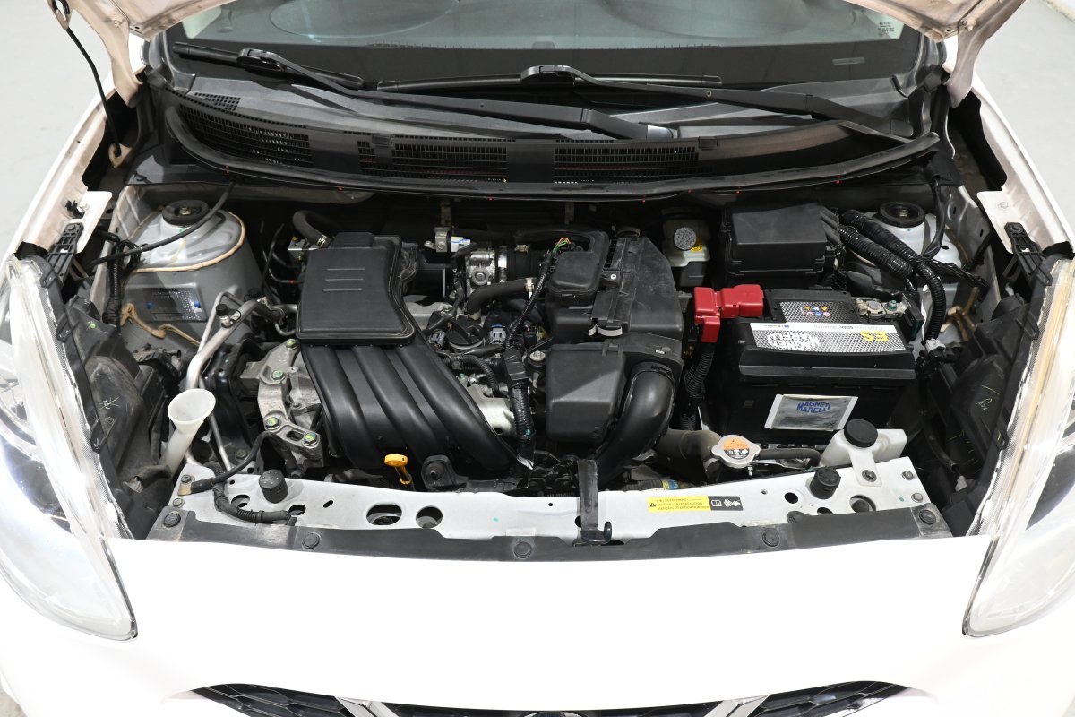 Foto Nissan Micra 7