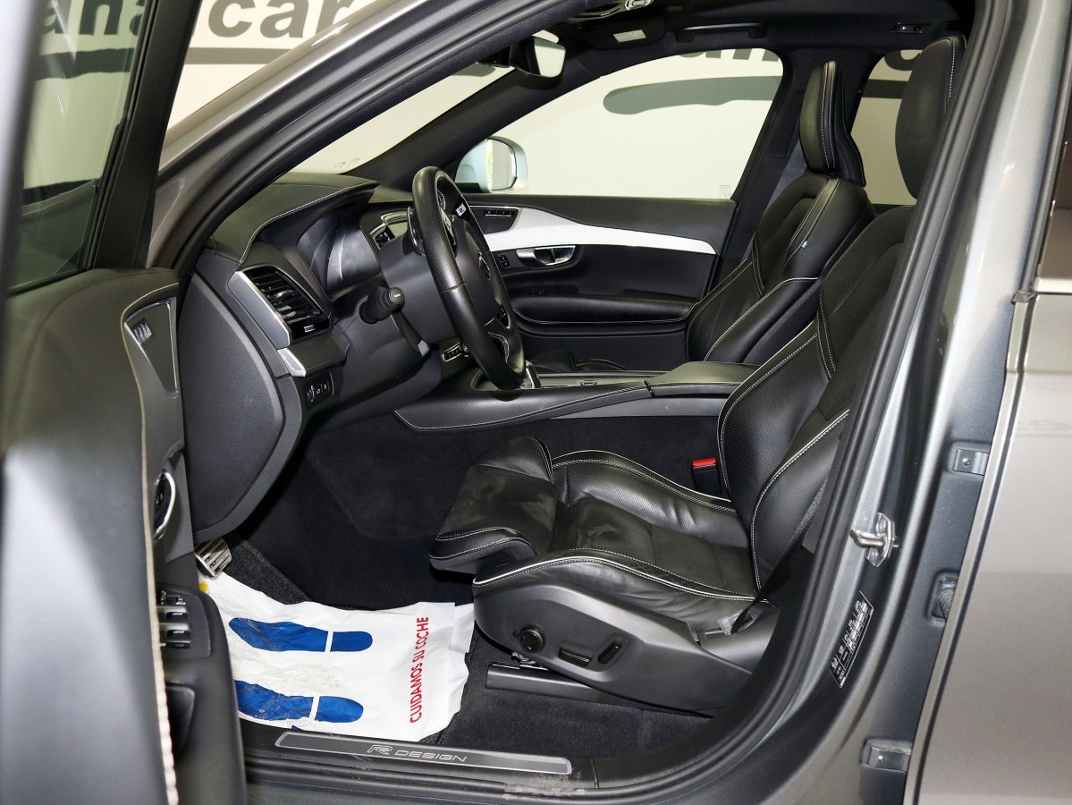 Foto Volvo XC90 15