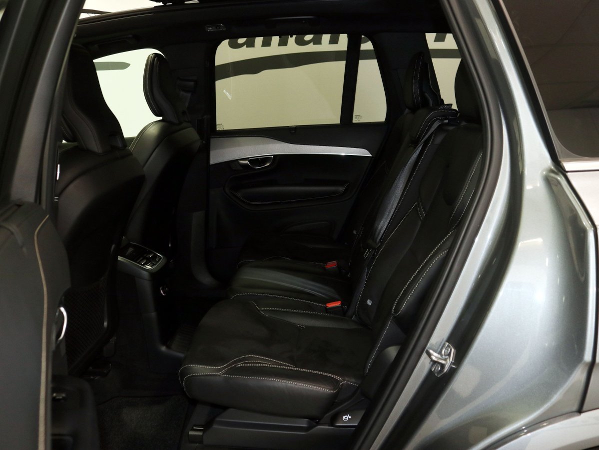 Foto Volvo XC90 16