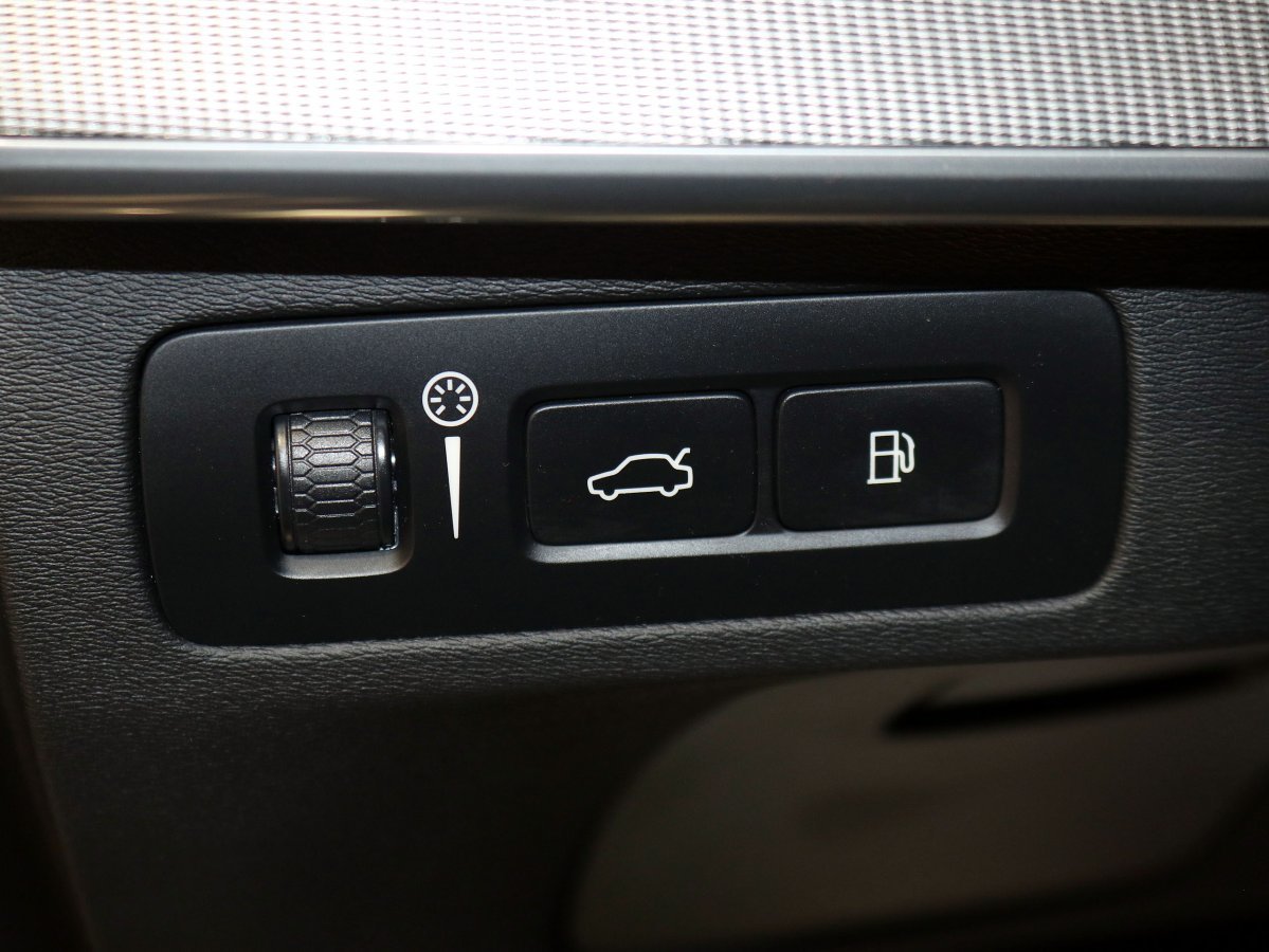 Foto Volvo XC90 39