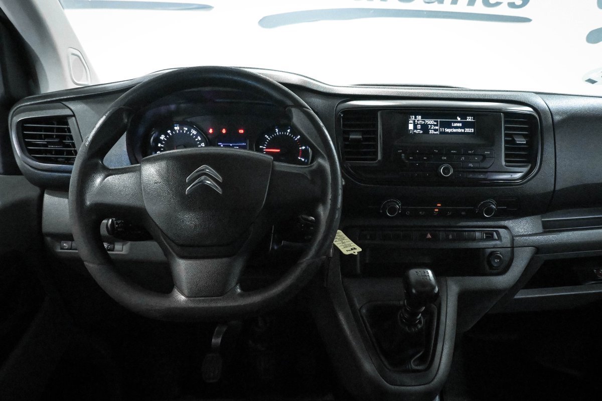 Foto Citroën Jumpy 17