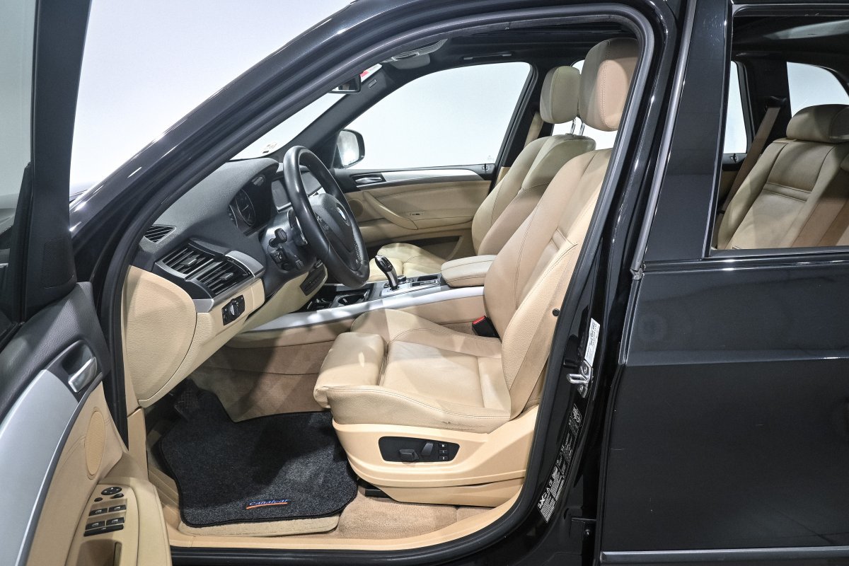 Foto BMW X5 10