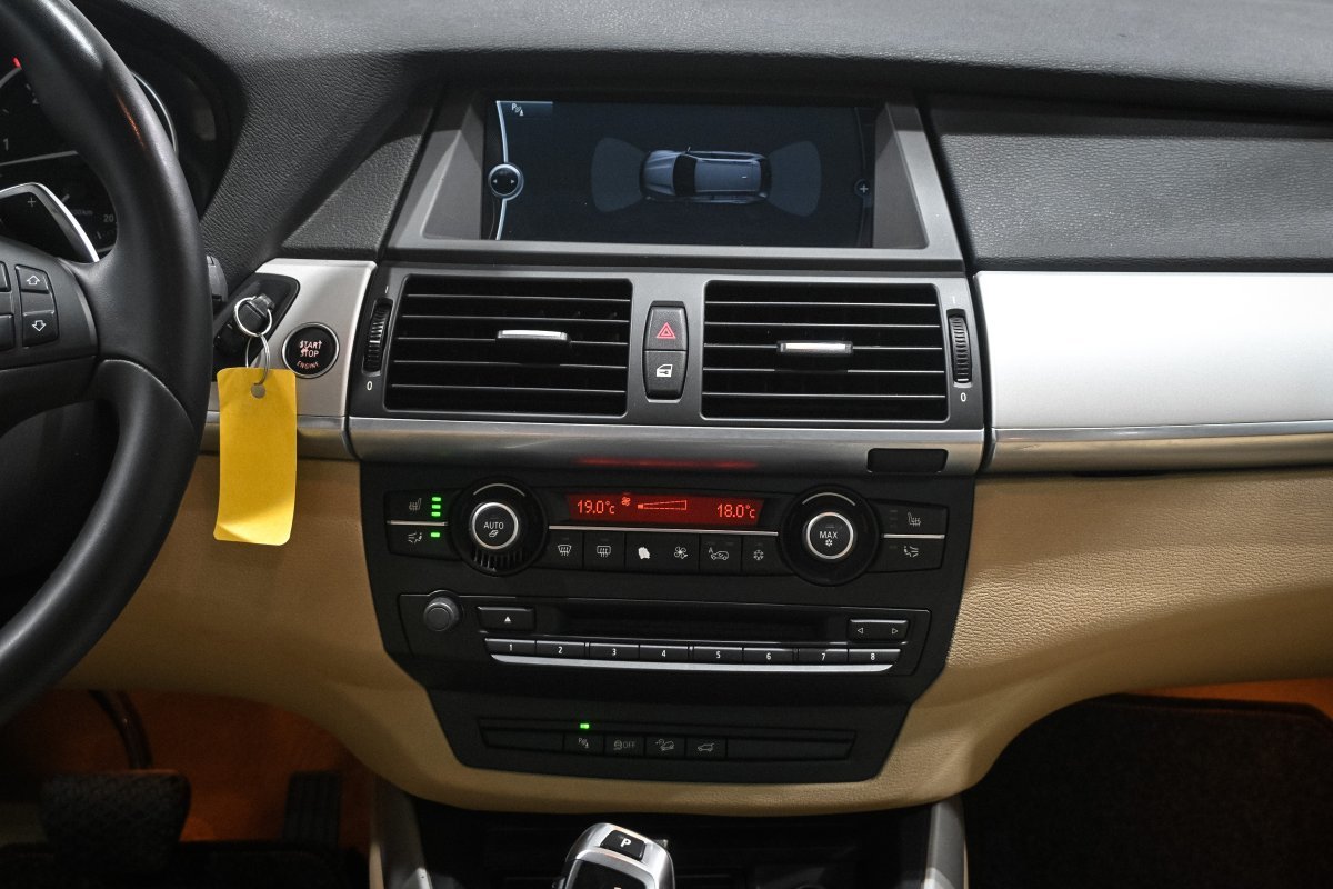Foto BMW X5 16