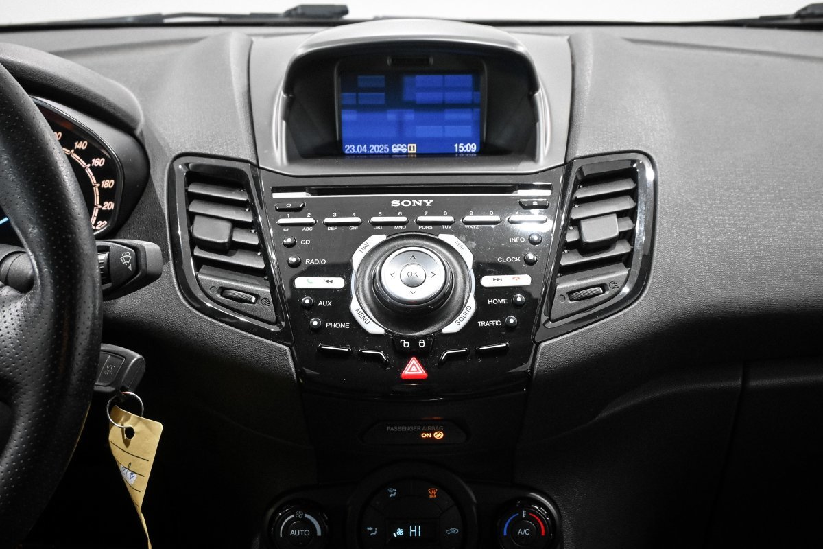 Foto Ford Fiesta 13