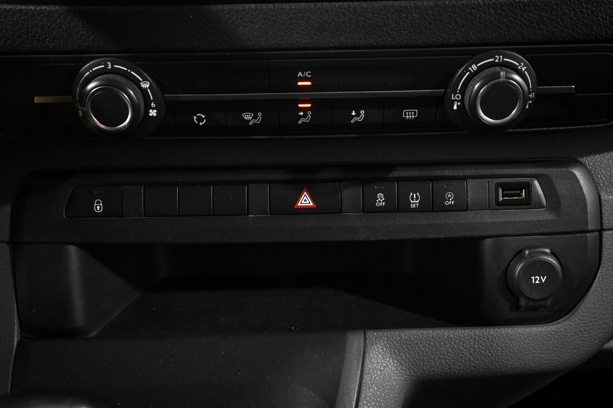 Foto Citroën Jumpy 15