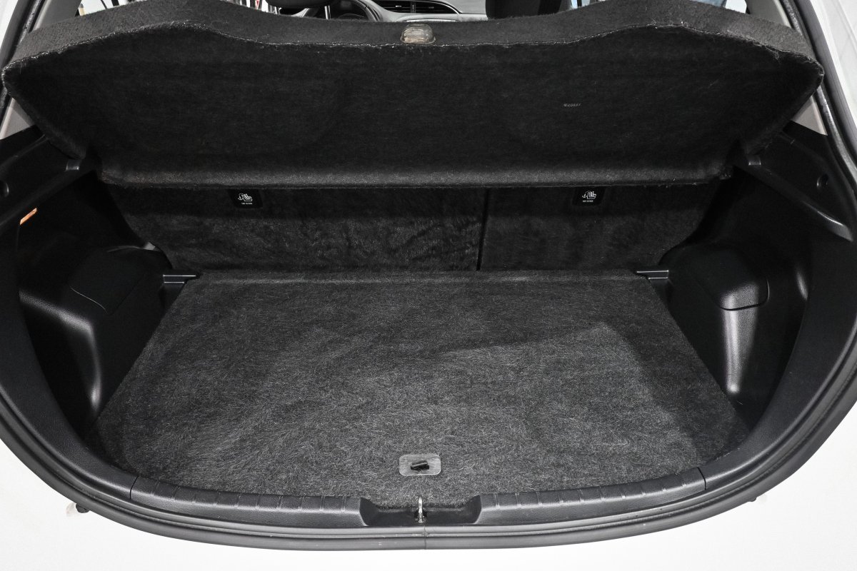 Foto Toyota Yaris 8